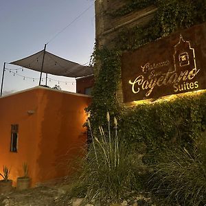 Casona San Cayetano Suites&Lofts by Lunian